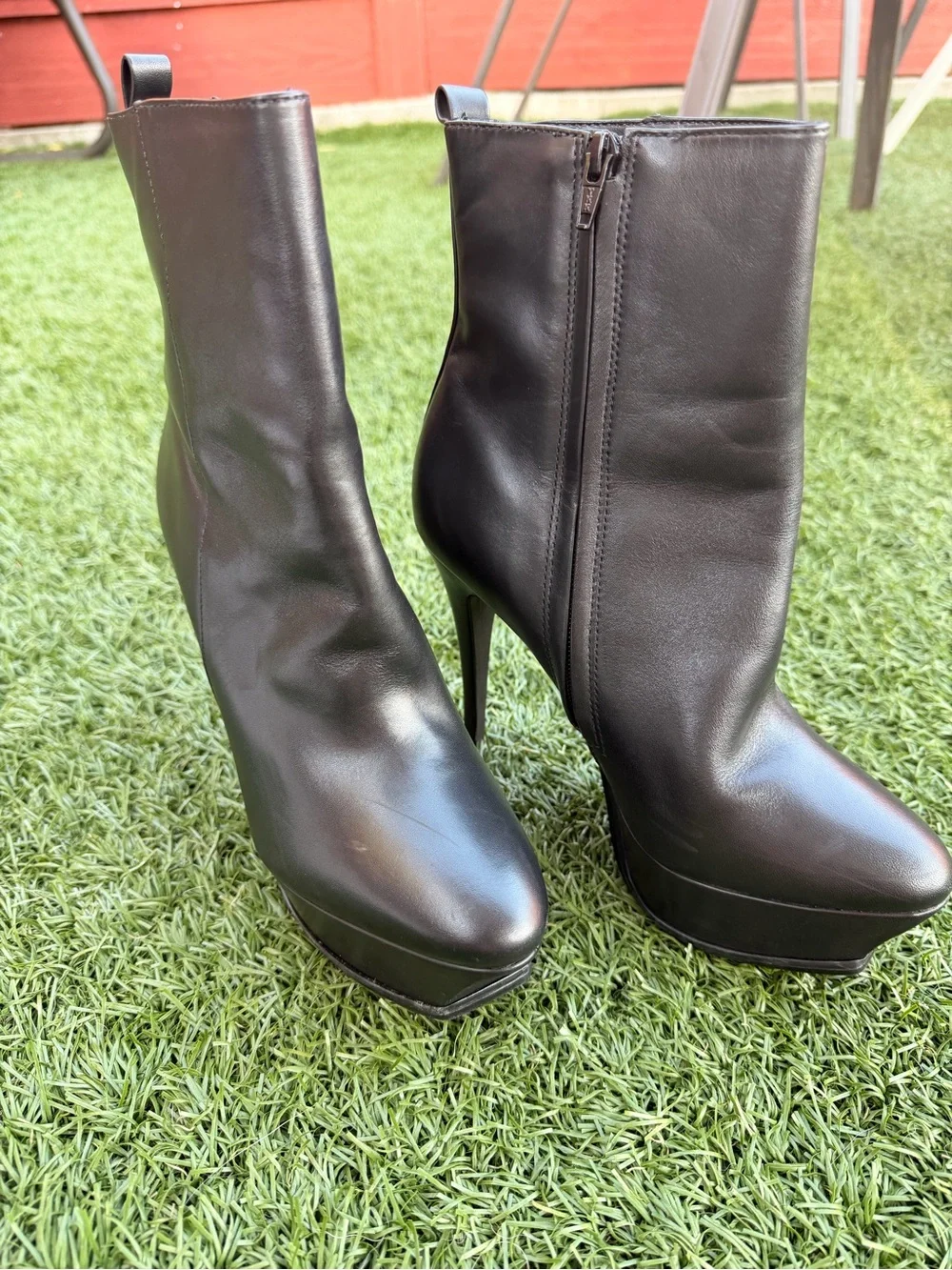 Steve Madden Kilo Black Leather Platform Ankle Booties Side Zip Round Toe 8M